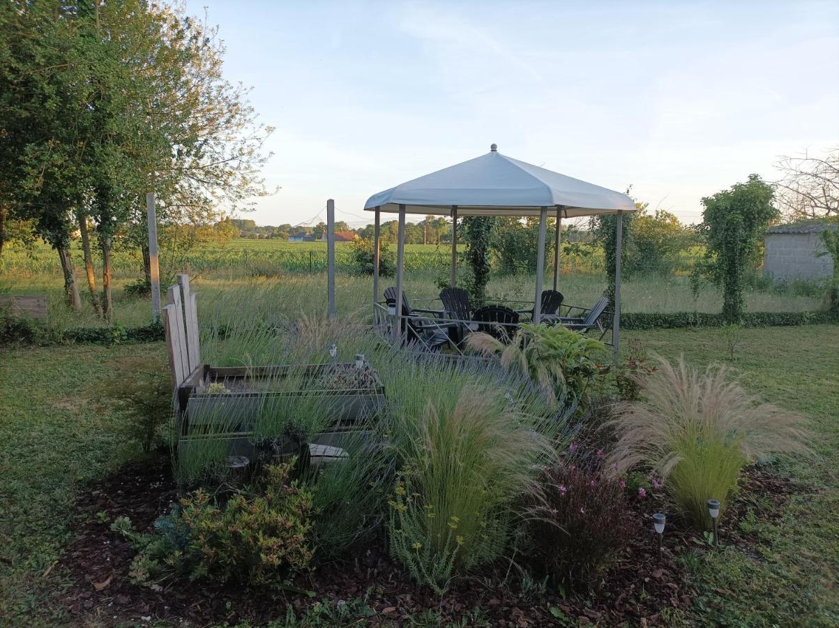Charmant Studio 35M² Au Calme Proche Du Circuit Apartamento Saint-Gervais en-Belin Exterior foto